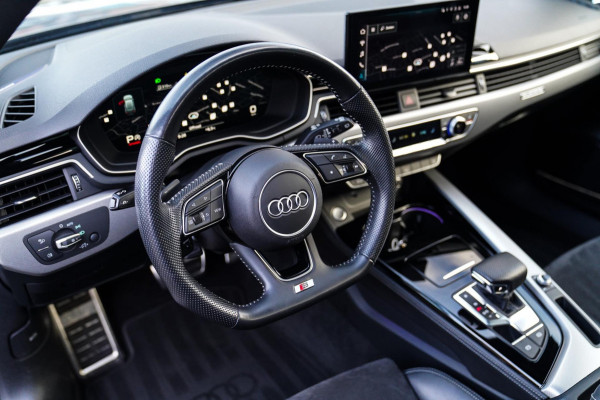Audi A4 AVANT 45 TFSI Quattro 3 x S-line | Panorama | RS-Zetels / Schaalstoelen | Adaptieve Cruise | Facelift MMI | Bang&Olufsen |