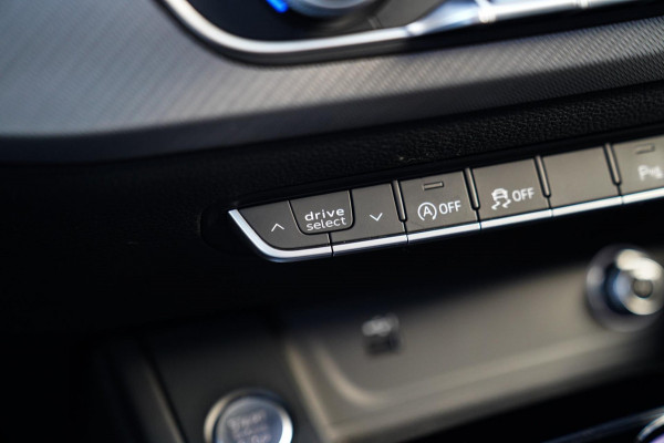 Audi A4 AVANT 45 TFSI Quattro 3 x S-line | Panorama | RS-Zetels / Schaalstoelen | Adaptieve Cruise | Facelift MMI | Bang&Olufsen |