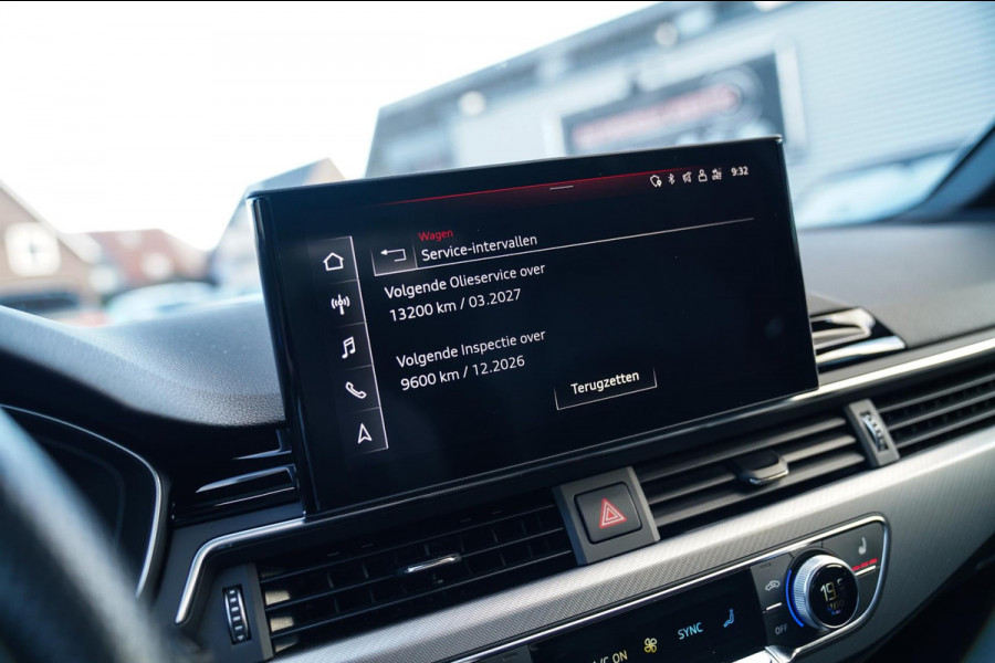 Audi A4 AVANT 45 TFSI Quattro 3 x S-line | Panorama | RS-Zetels / Schaalstoelen | Adaptieve Cruise | Facelift MMI | Bang&Olufsen |