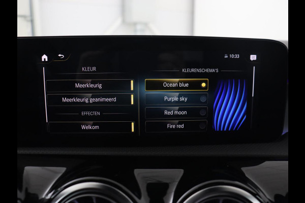 Mercedes-Benz A-Klasse 250e AMG Limited | Carplay | Stoelverwarming | Leder/Alcantara | Widescreen | Sfeerverlichting | Navigatie | Camera | Full LED | Park Assist | PHEV | Plug In