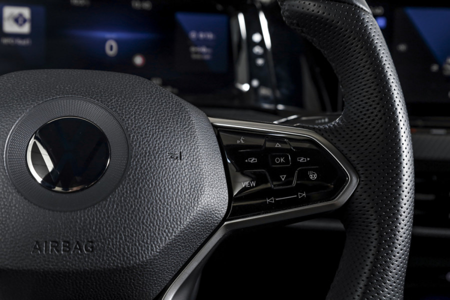 Volkswagen GOLF Variant 1.5 eTSI 150 PK R-Line - Automaat | S/K- Panodak | Dig. Cockpit | Adapt. Cruise | PDC | Camera | NAV + App. Connect | ECC | Afn. Trekhaak | LM 18" |