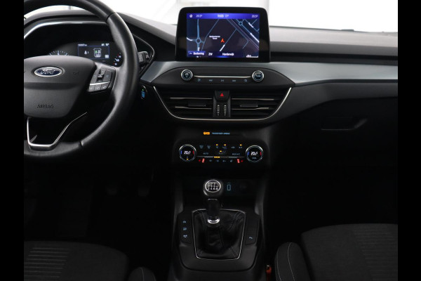 Ford Focus 1.0 EcoBoost Active | Panoramadak | Trekhaak | Stoel & stuurverwarming | B&O Sound | Carplay | Navigatie | Full LED | Keyless | Comfortstoelen | Climate control | Parkeerhulp