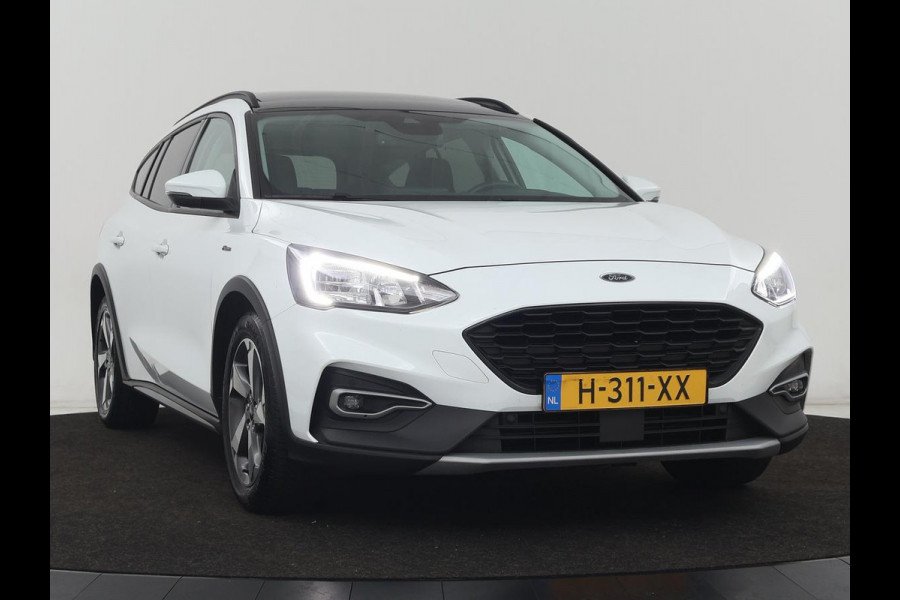 Ford Focus 1.0 EcoBoost Active | Panoramadak | Trekhaak | Stoel & stuurverwarming | B&O Sound | Carplay | Navigatie | Full LED | Keyless | Comfortstoelen | Climate control | Parkeerhulp