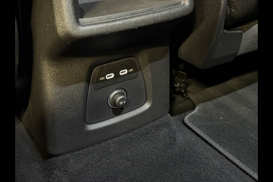 Audi Q4 e-tron 40 Edition 77 kWh | Apple Carplay | Stoelverwarming | Adaptieve cruise | Navigatie