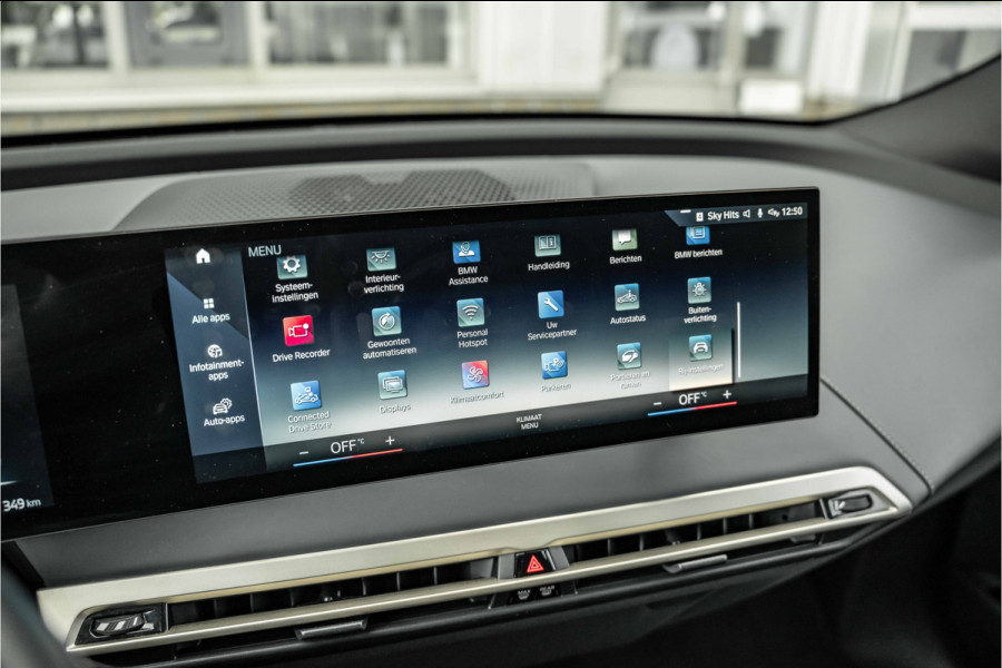 BMW iX xDrive40 Sport Edition | Sky Lounge Roof | Softclose | Trekgewicht 2500kg Tijdelijke Black friday deal, nu van 43239.- voor 41700.-