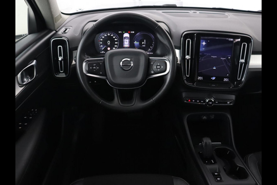 Volvo XC40 1.5 T5 Recharge Business Pro | Panoramadak | Adaptive cruise | Camera | Carplay | Half leder | Navigatie | Full LED | PHEV | Plug In