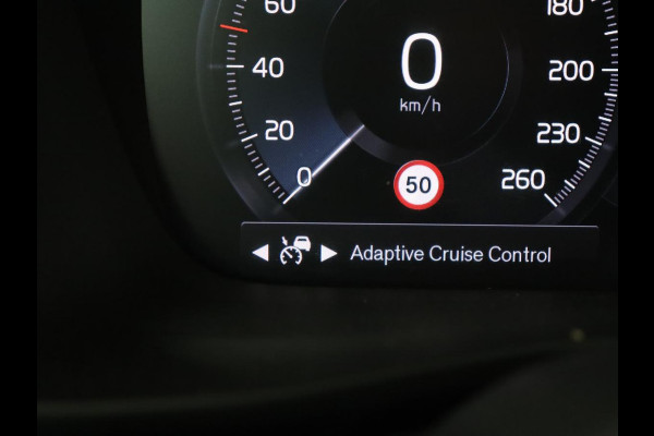 Volvo XC40 1.5 T5 Recharge Business Pro | Panoramadak | Adaptive cruise | Camera | Carplay | Half leder | Navigatie | Full LED | PHEV | Plug In