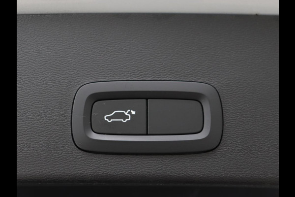 Volvo XC40 1.5 T5 Recharge Business Pro | Panoramadak | Adaptive cruise | Camera | Carplay | Half leder | Navigatie | Full LED | PHEV | Plug In