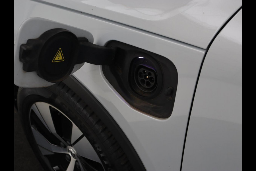 Volvo XC40 1.5 T5 Recharge Business Pro | Panoramadak | Adaptive cruise | Camera | Carplay | Half leder | Navigatie | Full LED | PHEV | Plug In