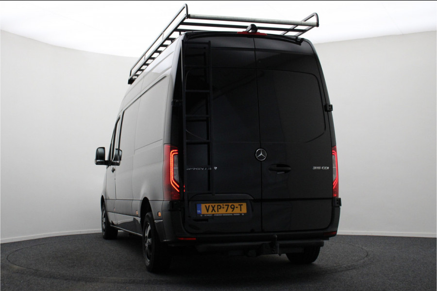 Mercedes-Benz Sprinter 315 CDI Automaat L2H2 FWD Leer, Apple Carplay, Camera, Cruise, LED, Imperiaal, Trekhaak, 16''