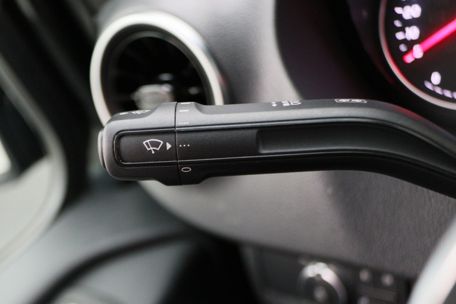 Mercedes-Benz Sprinter 315 CDI Automaat L2H2 FWD Leer, Apple Carplay, Camera, Cruise, LED, Imperiaal, Trekhaak, 16''