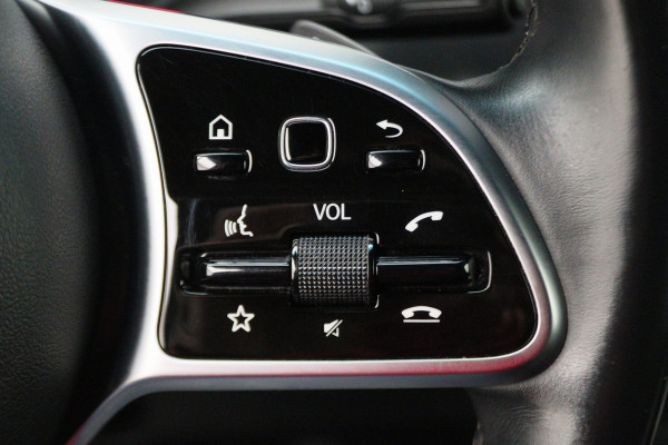 Mercedes-Benz Sprinter 315 CDI Automaat L2H2 FWD Leer, Apple Carplay, Camera, Cruise, LED, Imperiaal, Trekhaak, 16''