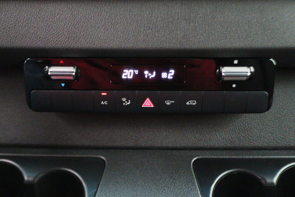 Mercedes-Benz Sprinter 315 CDI Automaat L2H2 FWD Leer, Apple Carplay, Camera, Cruise, LED, Imperiaal, Trekhaak, 16''