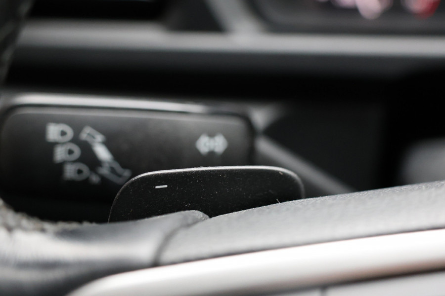 Volkswagen Caddy Cargo 2.0 TDI 185 PK DSG | BTW Vrij | Marge | AV Edition | Navigatie | CarPlay | MF Stuur | F1 Flippers | Cruise control | DAB | Spoilerkit | Nieuwe APK | NL Auto