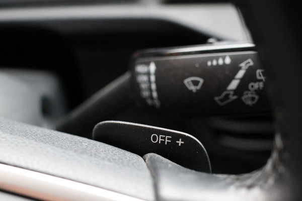 Volkswagen Caddy Cargo 2.0 TDI 185 PK DSG | BTW Vrij | Marge | AV Edition | Navigatie | CarPlay | MF Stuur | F1 Flippers | Cruise control | DAB | Spoilerkit | Nieuwe APK | NL Auto