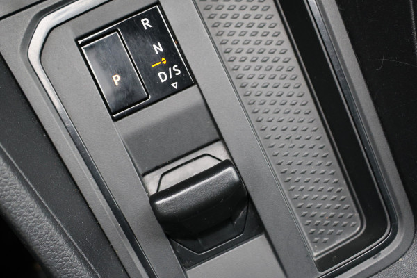 Volkswagen Caddy Cargo 2.0 TDI 185 PK DSG | BTW Vrij | Marge | AV Edition | Navigatie | CarPlay | MF Stuur | F1 Flippers | Cruise control | DAB | Spoilerkit | Nieuwe APK | NL Auto