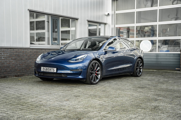Tesla Model 3 Performance AWD 75 kWh Tijdelijke eindejaarskorting, nu van 29750.- voor 28750.-