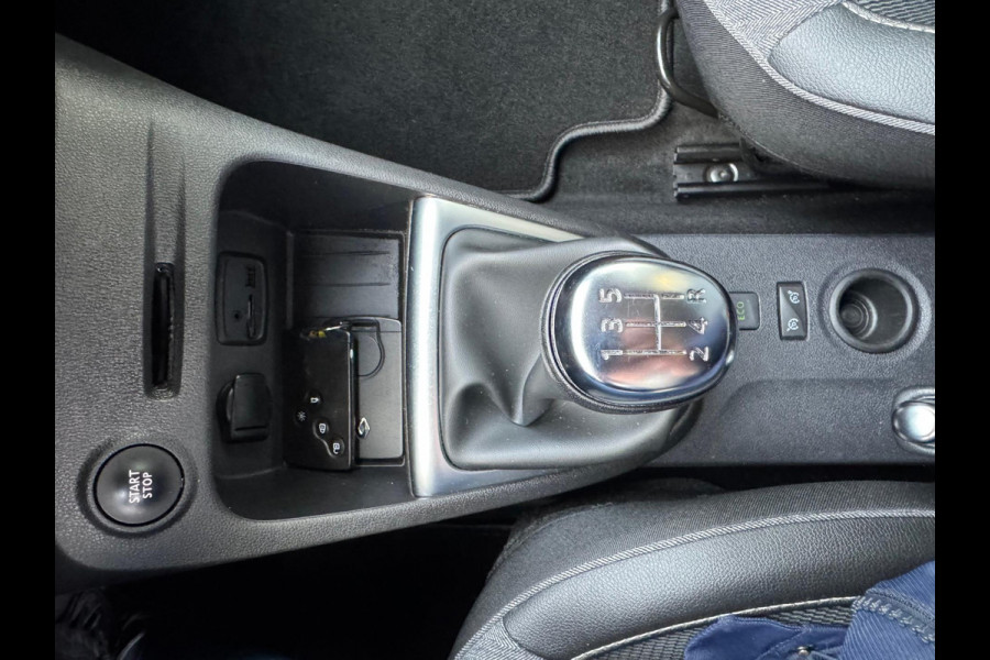 Renault Captur TCe 90 Intens Navi / P-sensoren & camera / Clima / LM velgen