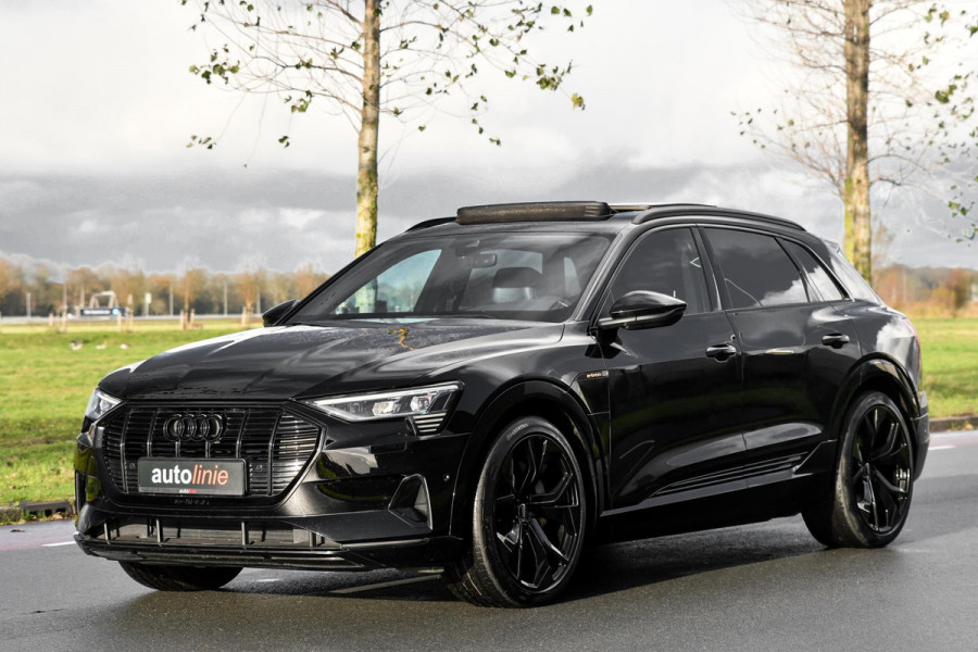 Audi e-tron E-tron 55 quattro S-Line 95 kWh. Pano, Luchtvering, Leder, Camera, Dodeh, CarPlay!