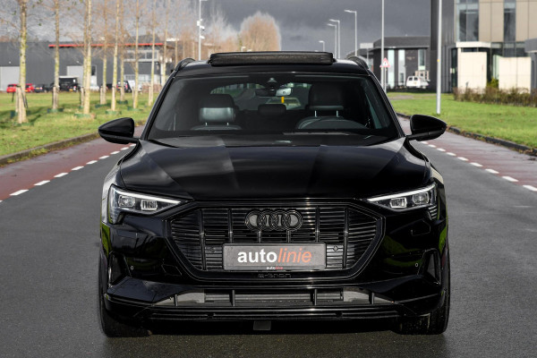 Audi e-tron E-tron 55 quattro S-Line 95 kWh. Pano, Luchtvering, Leder, Camera, Dodeh, CarPlay!