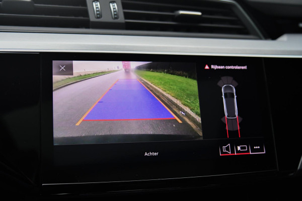 Audi e-tron E-tron 55 quattro S-Line 95 kWh. Pano, Luchtvering, Leder, Camera, Dodeh, CarPlay!