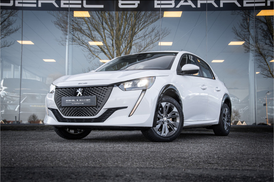 Peugeot e-208 EV Allure 50 kWh ** Camera ** Stoelverwarming ** Rijbereik tot 340km (WLTP)