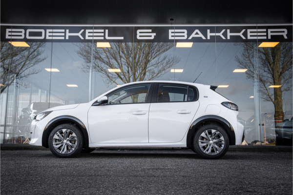 Peugeot e-208 EV Allure 50 kWh ** Camera ** Stoelverwarming ** Rijbereik tot 340km (WLTP)