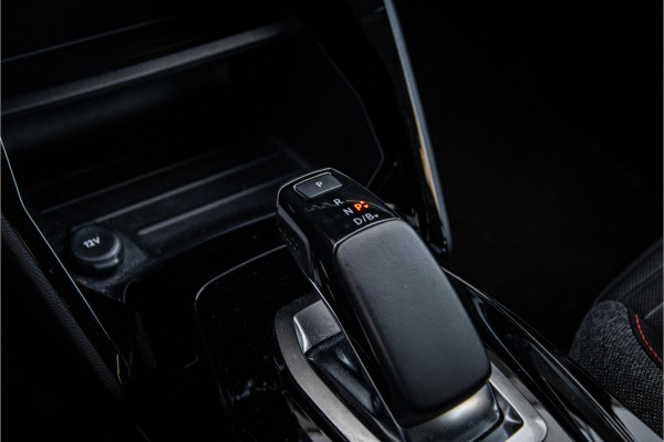 Peugeot e-208 EV Allure 50 kWh ** Camera ** Stoelverwarming ** Rijbereik tot 340km (WLTP)