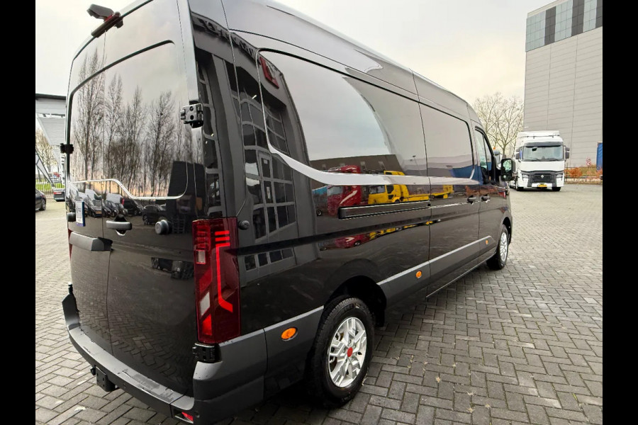 Renault Master Red Edition E-TECH L3H2 NIEUW/ ZWART/ LM VELGEN