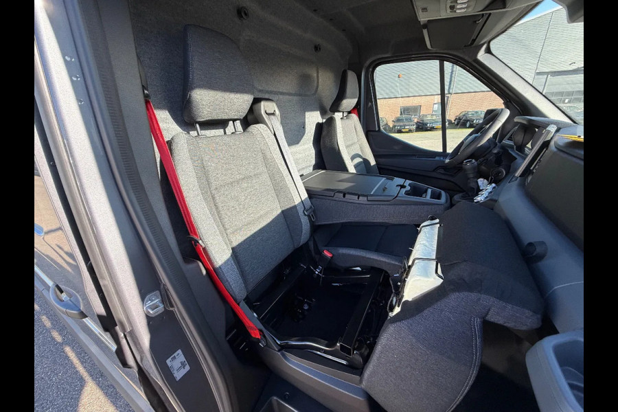 Renault Master Red Edition E-TECH L3H2 NIEUW/ ZWART/ LM VELGEN