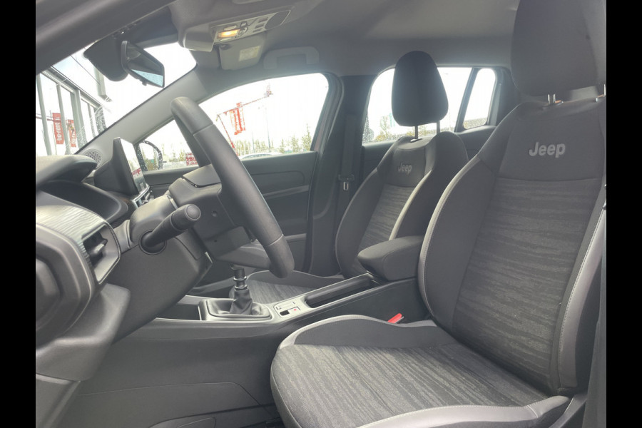 Jeep Avenger 1.2 Longitude | parkeersensoren rijdende auto niet altijd aanwezig