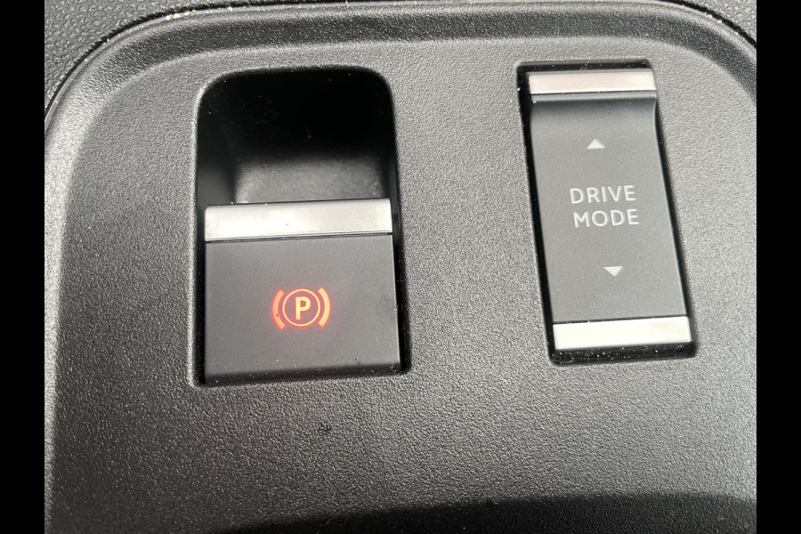 Jeep Avenger 1.2 Longitude | parkeersensoren rijdende auto niet altijd aanwezig