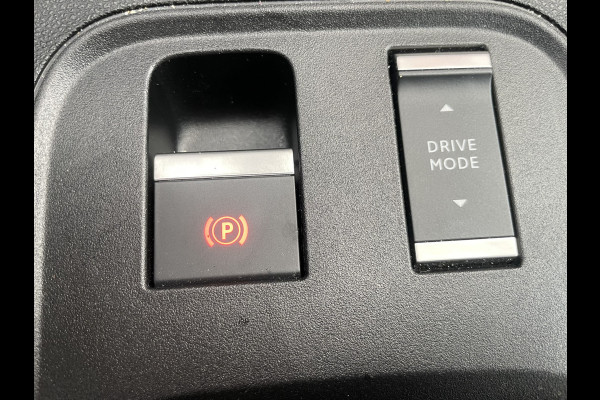 Jeep Avenger 1.2 Longitude | parkeersensoren rijdende auto niet altijd aanwezig