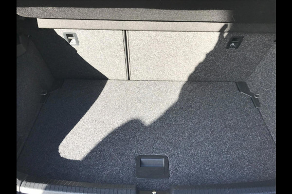 Volkswagen Polo 1.0 TSI Beats/ PDC/ Privacyglass/ Premium Audio