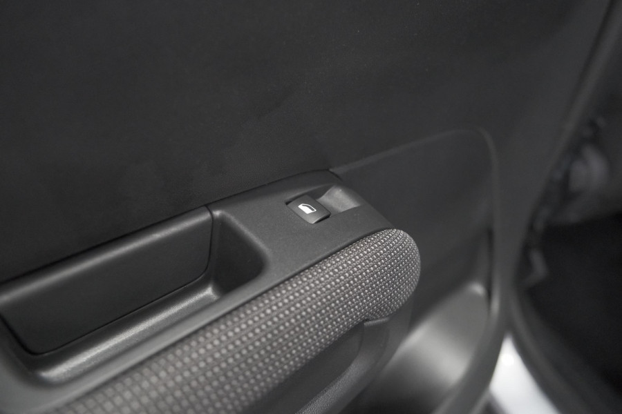 Citroën C3 Aircross PureTech 110 Plus | Parkeersensoren | Navigatie | Apple Carplay | Climate Control