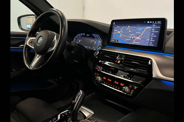 BMW 5 Serie 530e M Sport / Schuifdak / BTW / 20" LM / CarPlay