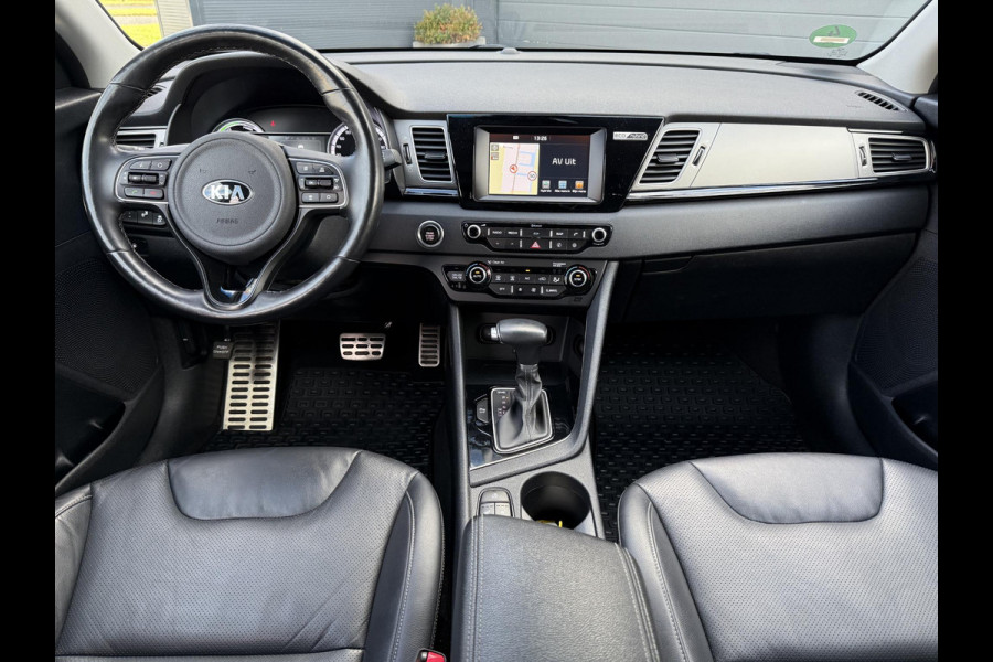 Kia Niro 1.6 GDi Hybrid SportsLine 2e Eigenaar,Camera,Navi,Leder,Clima,Cruise,Stoelverw.Stuurverw.Stoelventilatie,Pdc,Lm velgen,N.A.P,Nieuwe Apk bij Aflevering