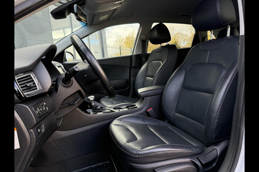 Kia Niro 1.6 GDi Hybrid SportsLine 2e Eigenaar,Camera,Navi,Leder,Clima,Cruise,Stoelverw.Stuurverw.Stoelventilatie,Pdc,Lm velgen,N.A.P,Nieuwe Apk bij Aflevering