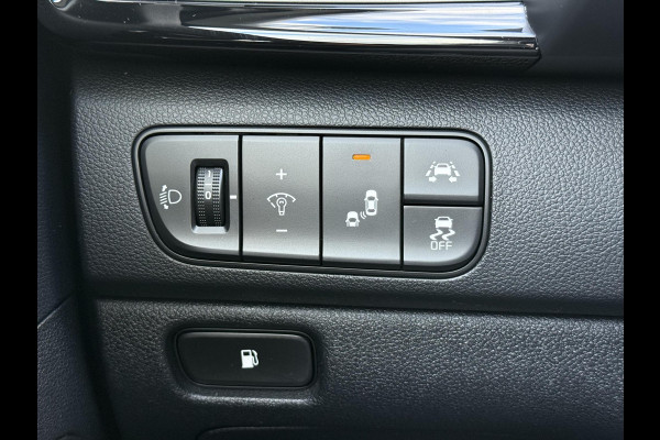 Kia Niro 1.6 GDi Hybrid SportsLine 2e Eigenaar,Camera,Navi,Leder,Clima,Cruise,Stoelverw.Stuurverw.Stoelventilatie,Pdc,Lm velgen,N.A.P,Nieuwe Apk bij Aflevering