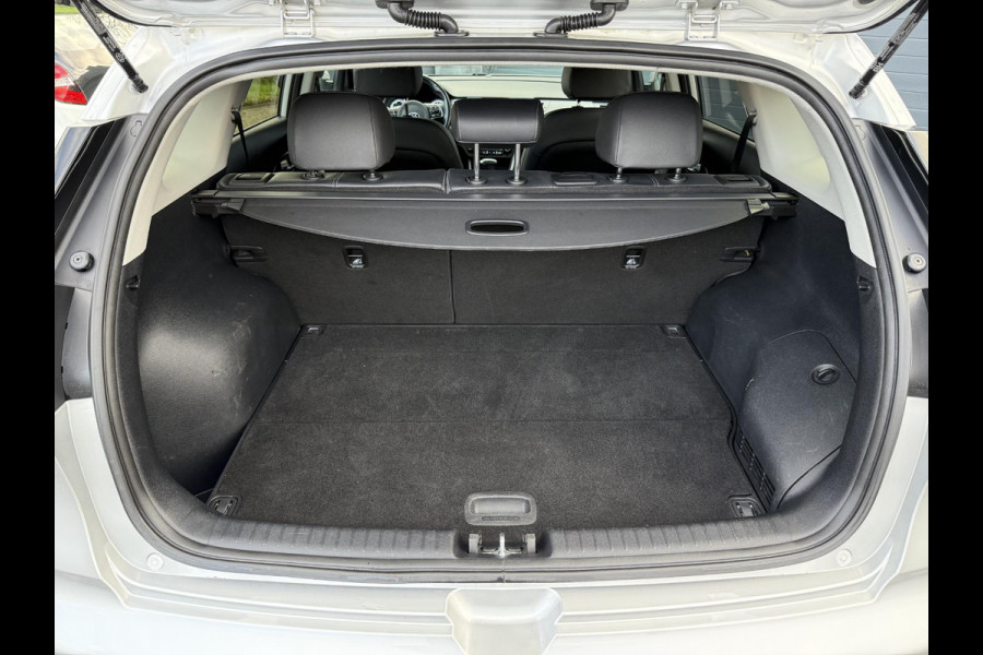 Kia Niro 1.6 GDi Hybrid SportsLine 2e Eigenaar,Camera,Navi,Leder,Clima,Cruise,Stoelverw.Stuurverw.Stoelventilatie,Pdc,Lm velgen,N.A.P,Nieuwe Apk bij Aflevering
