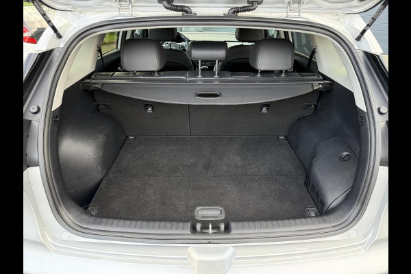 Kia Niro 1.6 GDi Hybrid SportsLine 2e Eigenaar,Camera,Navi,Leder,Clima,Cruise,Stoelverw.Stuurverw.Stoelventilatie,Pdc,Lm velgen,N.A.P,Nieuwe Apk bij Aflevering