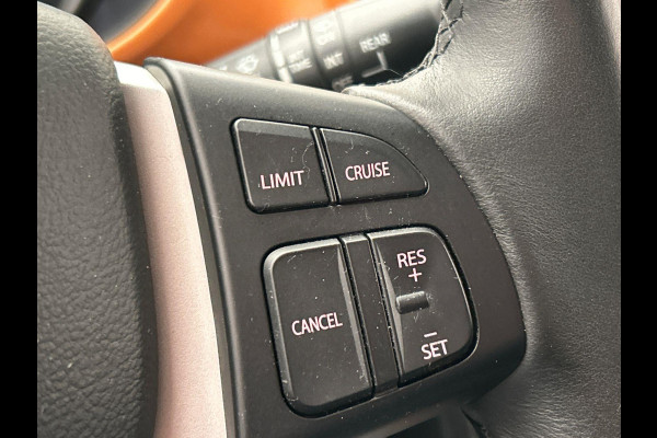 Suzuki Vitara 1.6 Exclusive Carplay Camera Navigatie Climate-control Cruise Stoelverwarming