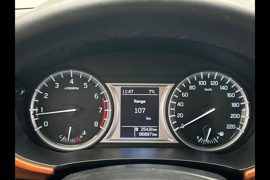 Suzuki Vitara 1.6 Exclusive Carplay Camera Navigatie Climate-control Cruise Stoelverwarming