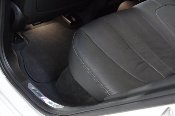 BMW X5 XDrive40i High Executive |M-Pakket|22 inch|ACC|Keyless-entry|