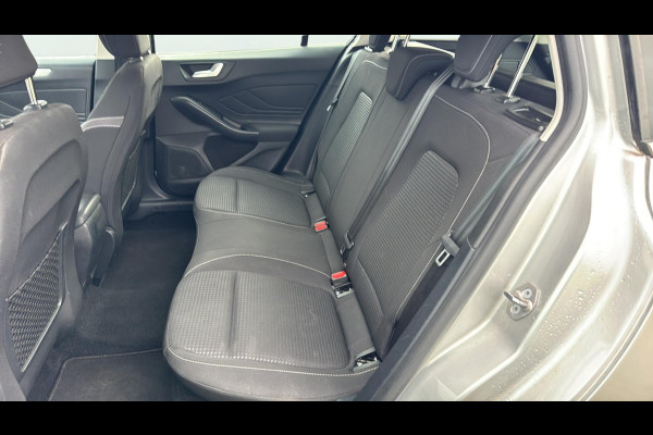 Ford FOCUS Wagon 1.0 EcoBoost Hybrid Trend Edition Business LEES ADVERTENTIE !!!!