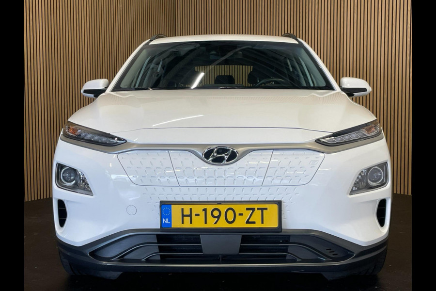 Hyundai Kona EV Comfort 64 kWh|FACELIFT|3-FASE|ACC|CAMERA|CARPLAY|NAVI|NL- AUTO|NAP|INCL. BTW|1e EIG.|