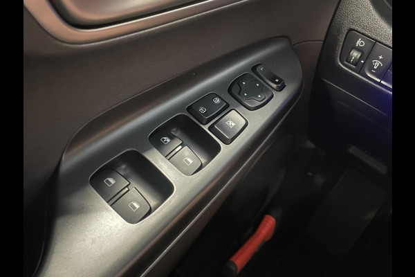 Hyundai Kona EV Comfort 64 kWh|FACELIFT|3-FASE|ACC|CAMERA|CARPLAY|NAVI|NL- AUTO|NAP|INCL. BTW|1e EIG.|