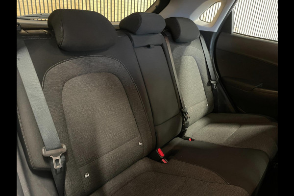 Hyundai Kona EV Comfort 64 kWh|FACELIFT|3-FASE|ACC|CAMERA|CARPLAY|NAVI|NL- AUTO|NAP|INCL. BTW|1e EIG.|