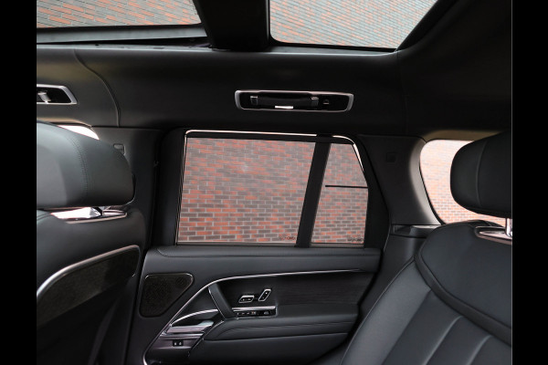 Land Rover Range Rover P550e Autobiography | 23Inch SV - Meridian Signature