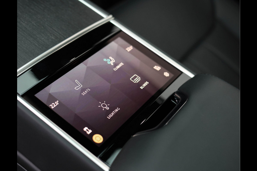 Land Rover Range Rover P550e Autobiography | 23Inch SV - Meridian Signature